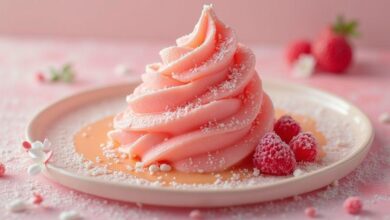 doce-gelado-de-morango-irresistivelmente-cremoso-com-leite-condensado-pronto-sem-forno-e-com-poucos